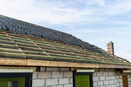 R&eacute;novation de toiture &agrave; &Eacute;tival-Clairefontaine : mat&eacute;riaux et conseils